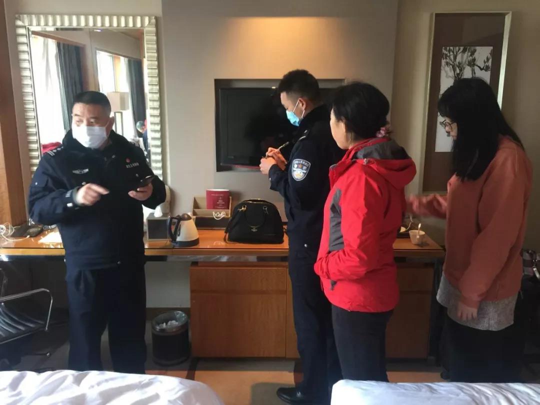 感染人数是否正在靠近峰值.jpg 感染人数是否正在靠近峰值.jpg