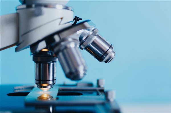 科学家研发盲人视物技术:可以“看见”字母形状 科学家研发盲人视物技术:可以“看见”字母形状